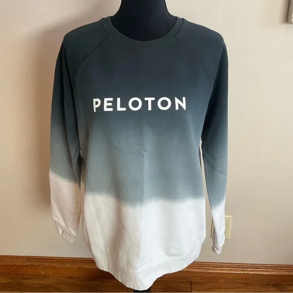 Set of 3 Peloton Sweatshirts. - Picture 8 of 10
